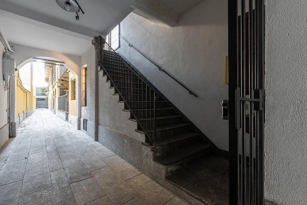 Room/Suite Garibaldi40 Milánó Apartman